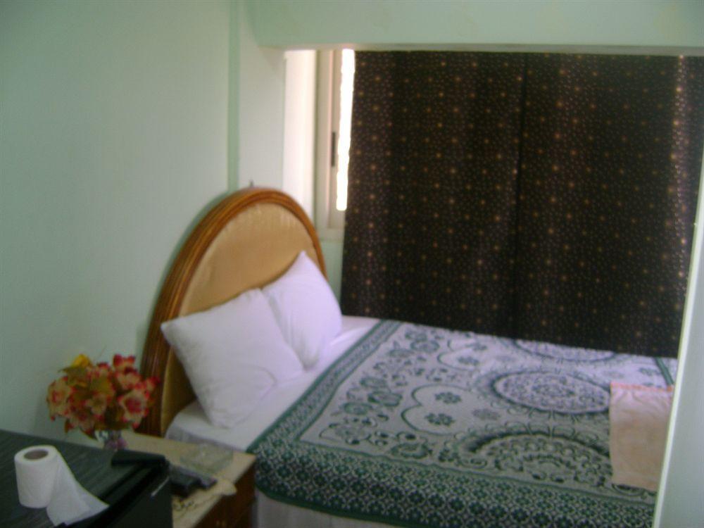 Isis 2 Hostel Cairo
