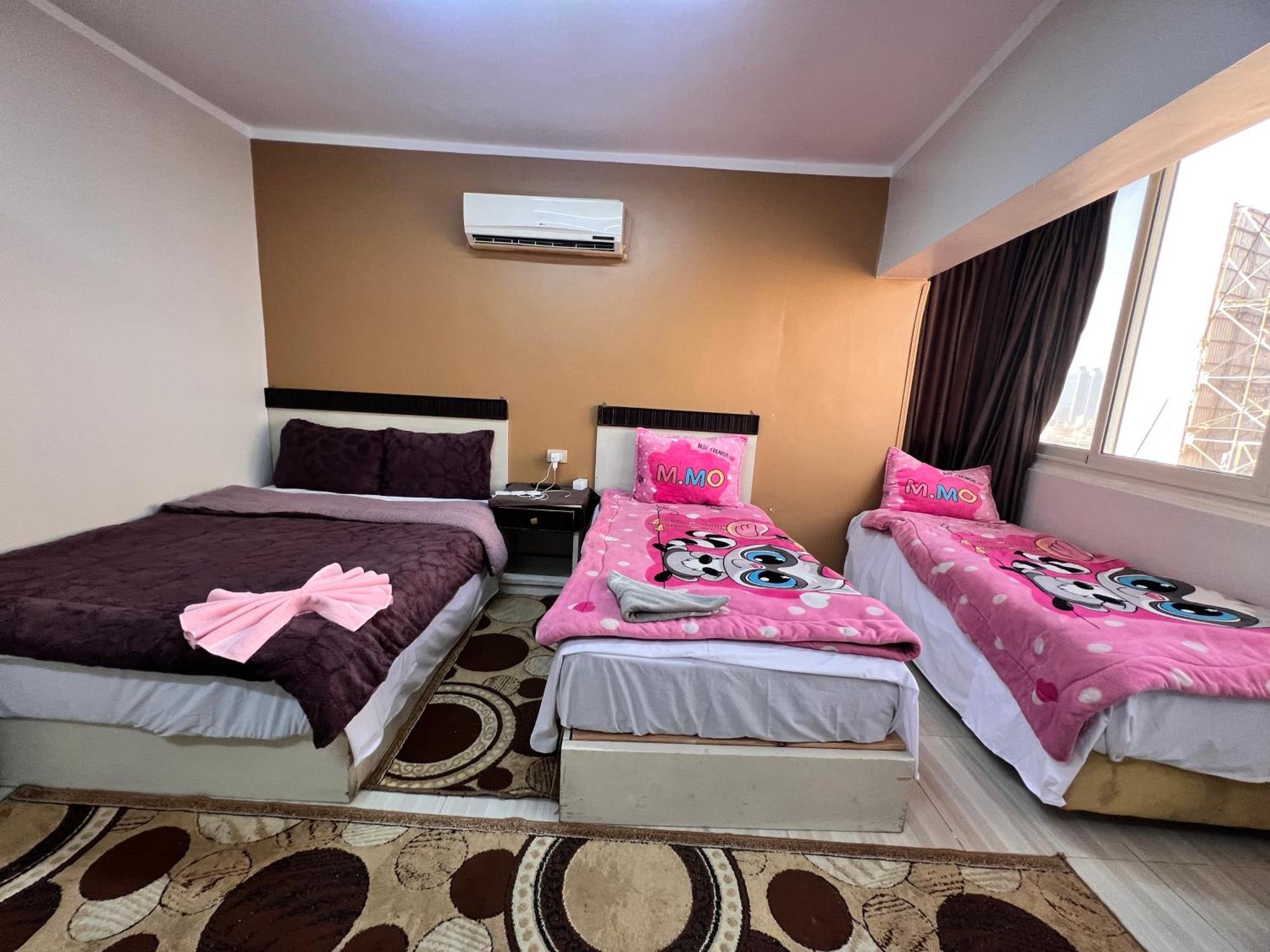 Hostel Isis 2 *