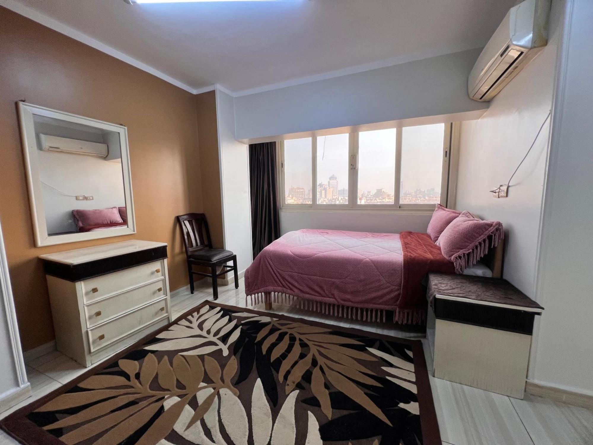 Isis 2 Hostel Cairo